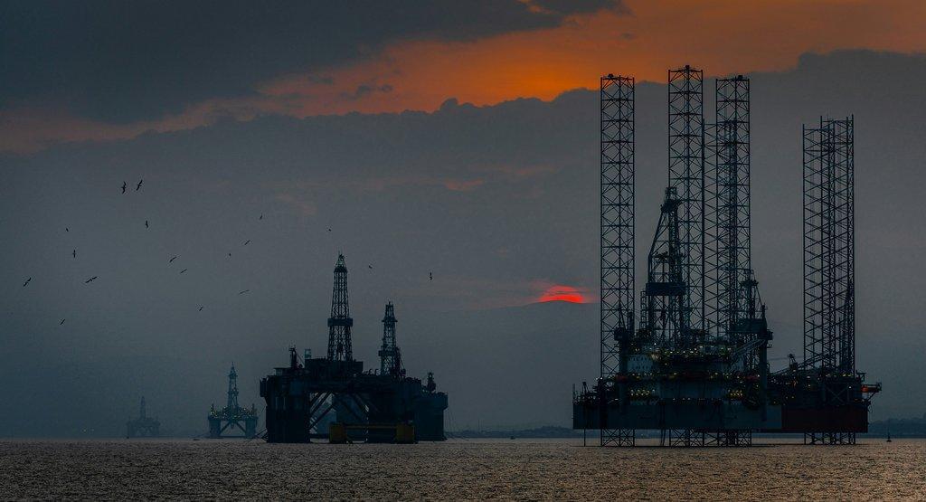 Crude Oil Prices Plunge Amid Middle East Tensions and OPEC Cuts: What’s Next for the Market? - Cover Image